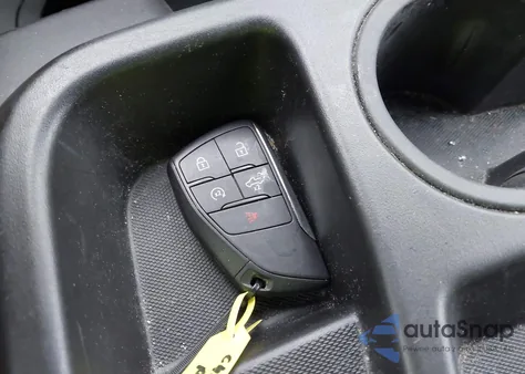 2024 Chevrolet Silverado 1500 4Wd Standard Bed Custom z USA, uszkodzony, nr VIN 1GCRDBEK6RZ361260